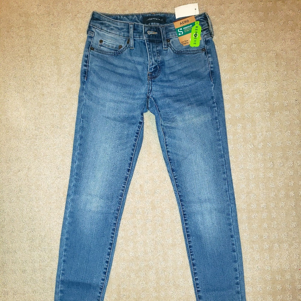 Aeropostale Low Rise Jeggings